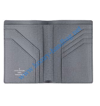 Louis Vuitton Taiga Leather Card and Notes Holder M32615