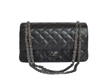 Chanel A30226 Classic Flap Bag Clafskin Black