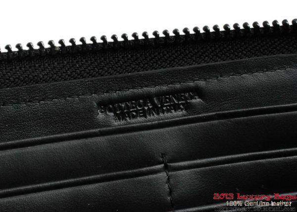 Bottega Veneta Intrecciato Nappa Zippy Wallet BV1571 Black