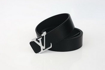Louis Vuitton Black Leather Belt LV2060