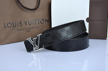 Louis Vuitton New Belt LA3077B