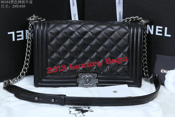 Chanel Boy Flap Shoulder Bag in Calfskin Leather A90164 Black