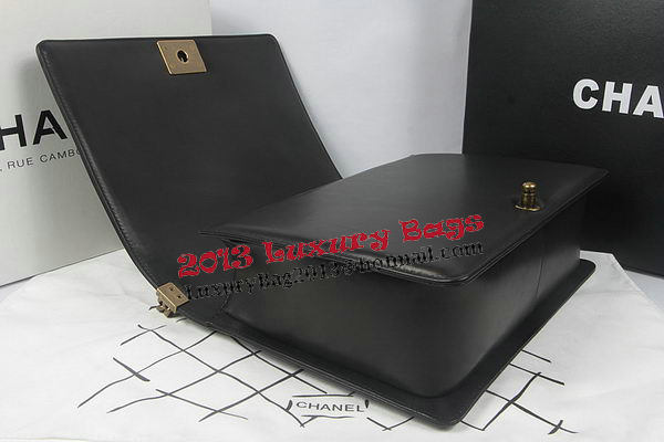 Boy Chanel Flap Shoulder Bag Black Original Sheepskin A67087 Brass