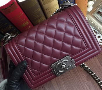 Boy Chanel Flap Shoulder Bags Sheepskin Leather A67085 Burgundy