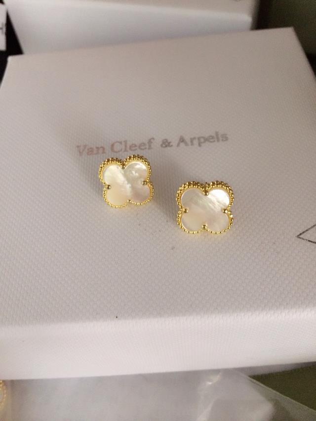 Van Cleef & Arpels Earrings VCA1214016