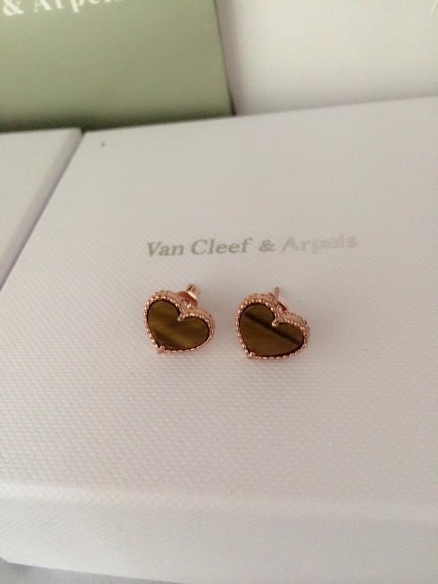 Van Cleef & Arpels Earrings VCA1214024