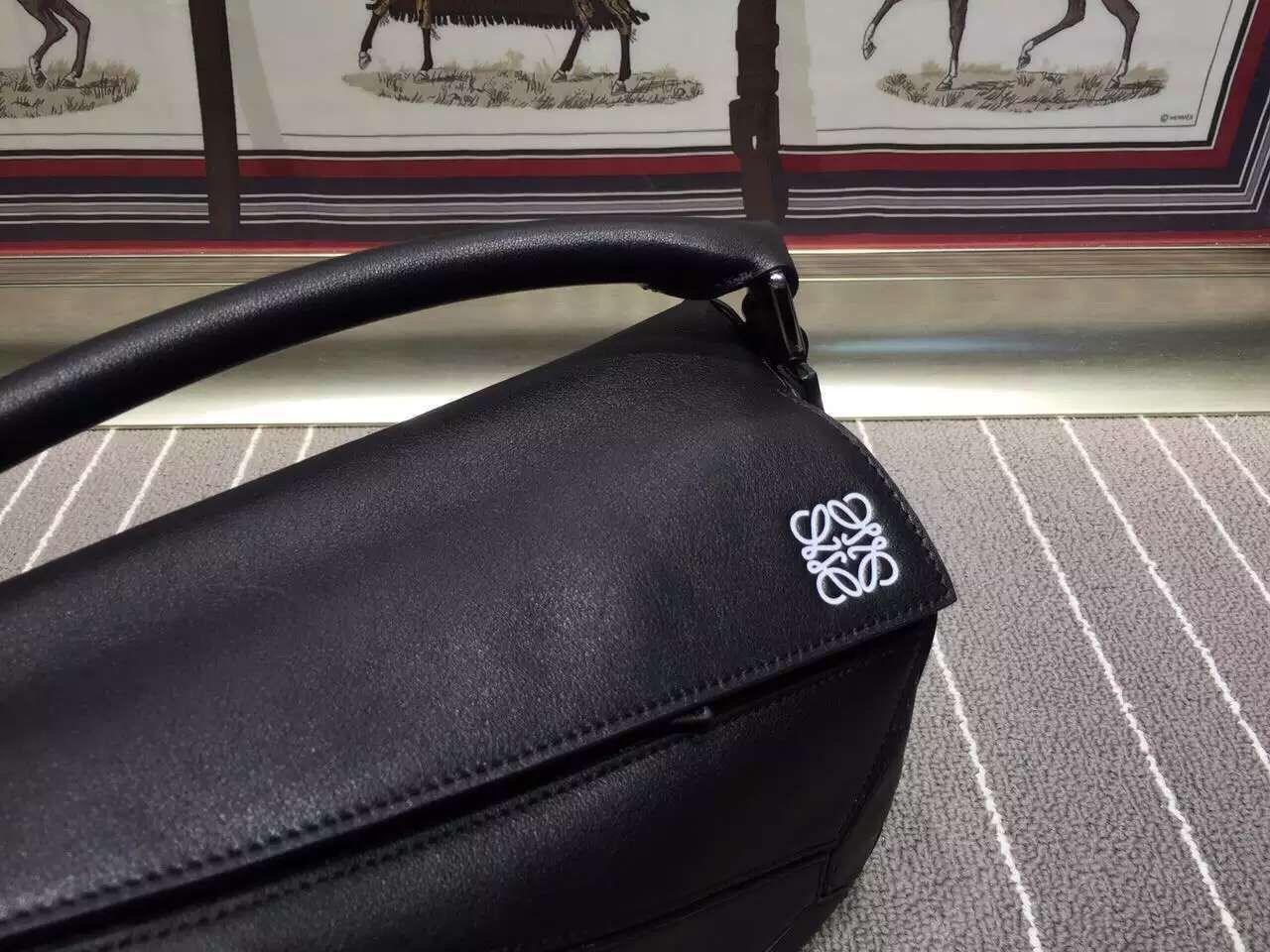 Loewe Puzzle Large Bag Original Leather L9122 Black