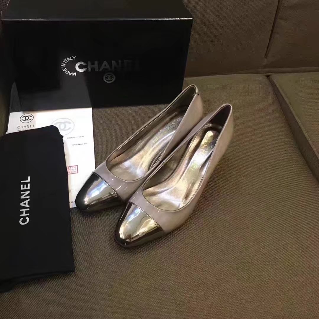 Chanel Pump Leather CH2146 Silver