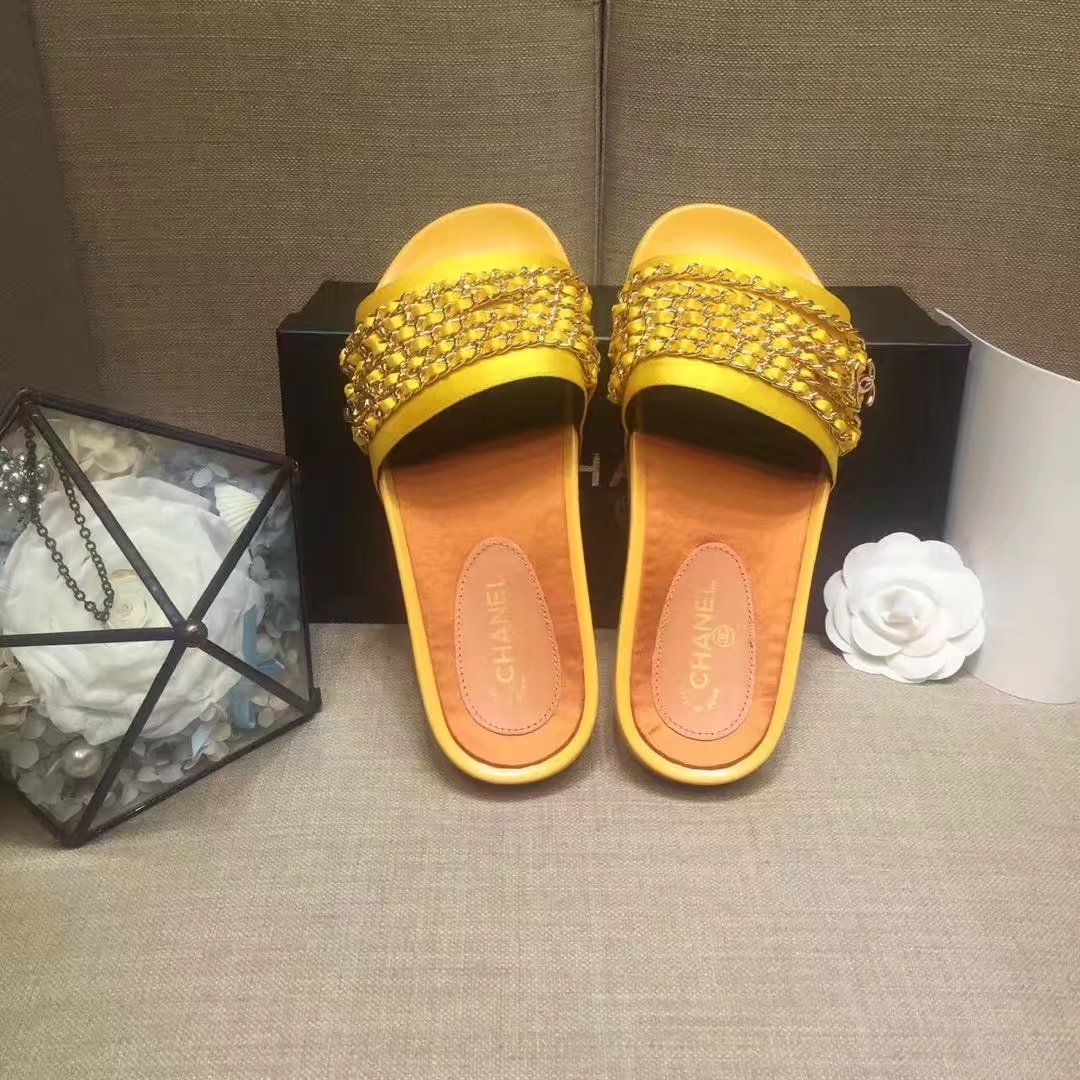 Chanel Slipper Leather CH2149 Yellow