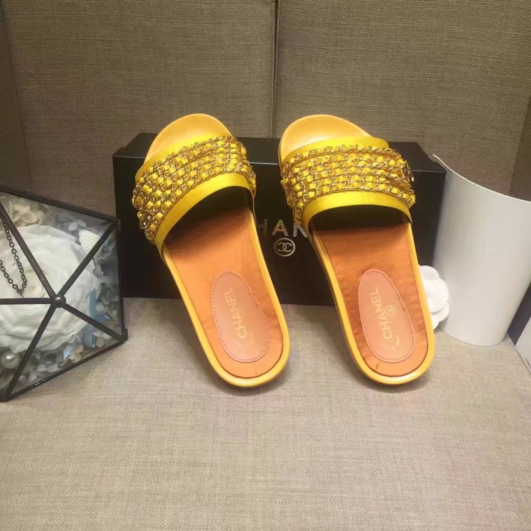 Chanel Slipper Leather CH2149 Yellow