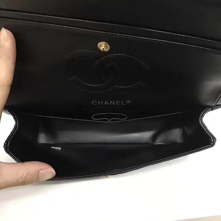 Chanel Flap Shoulder Bags Black Sheepskin Leather A1112 Glod
