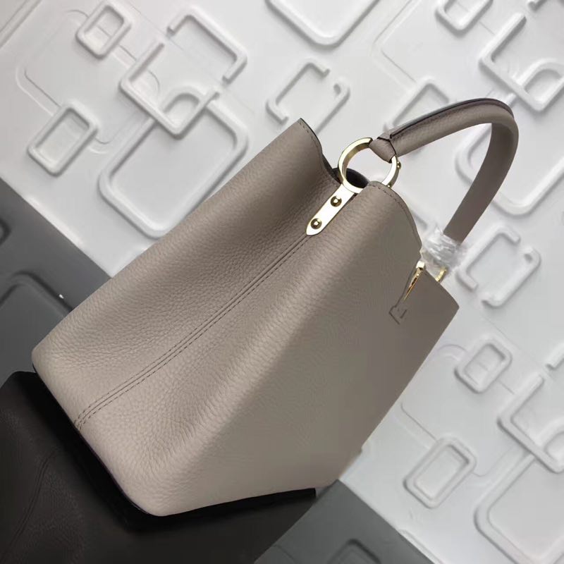 Louis Vuitton Elegant Capucines Bag MM M41813 grey