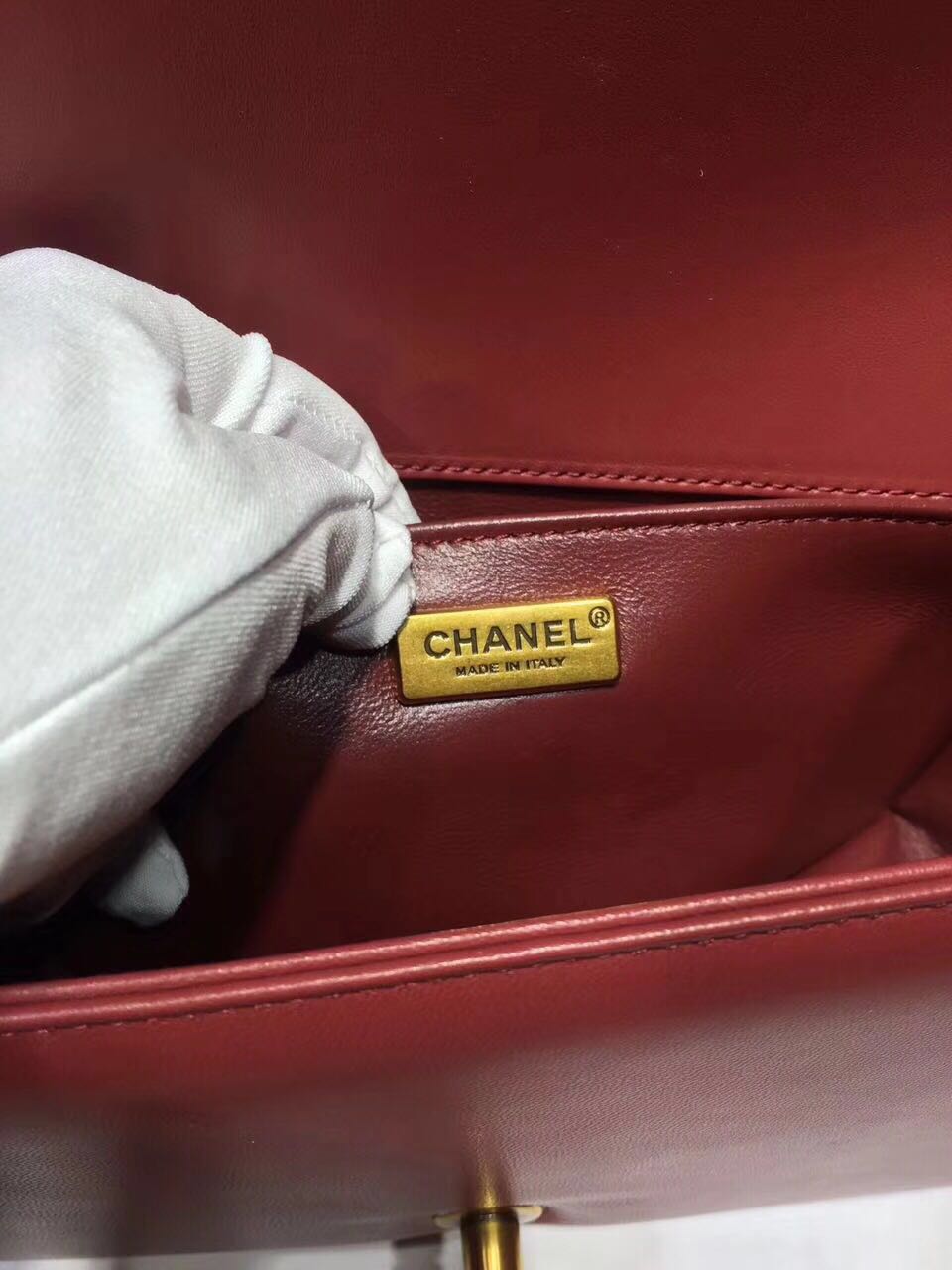 Boy Chanel Flap Shoulder Bag original Snake leather 67086 red