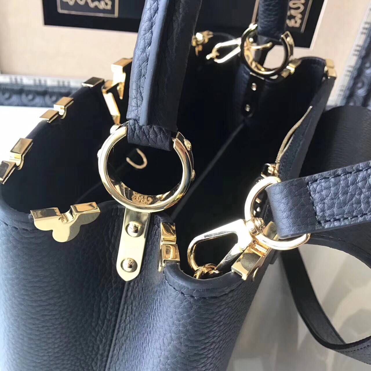 Louis Vuitton original Elegant Capucines BB Bags M94517 black