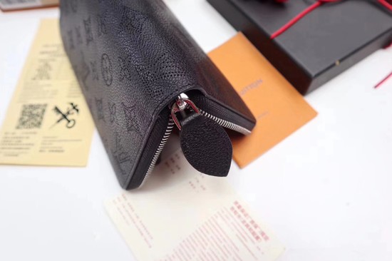 Louis Vuitton Mahina Leather Wallet 61867 Black