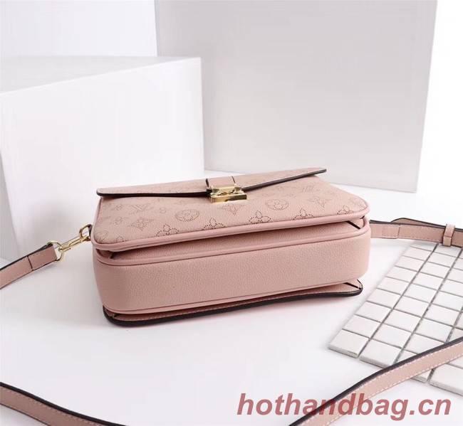 Louis Vuitton Mahina Leather POCHETTE METIS M40780 pink