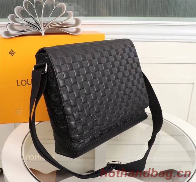 Louis Vuitton DISTRICT PM N41038 black