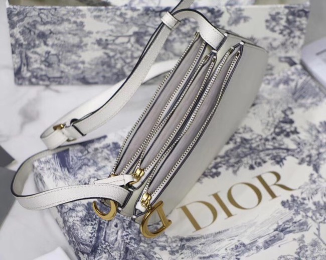 Dior SADDLE CALFSKIN CLUTCH S5642 white