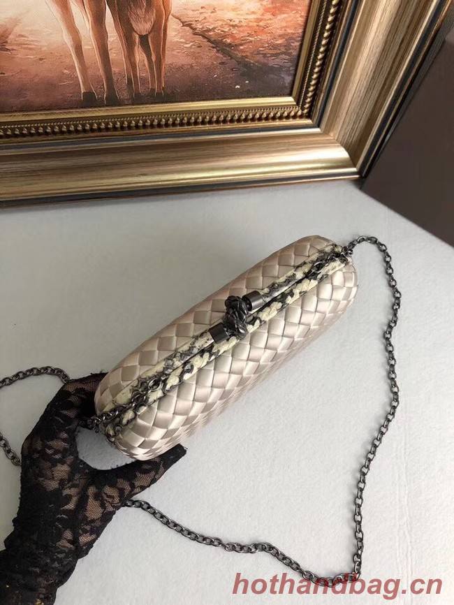 BOTTEGA VENETA Knot snakeskin-trimmed satin clutch 62548 beige