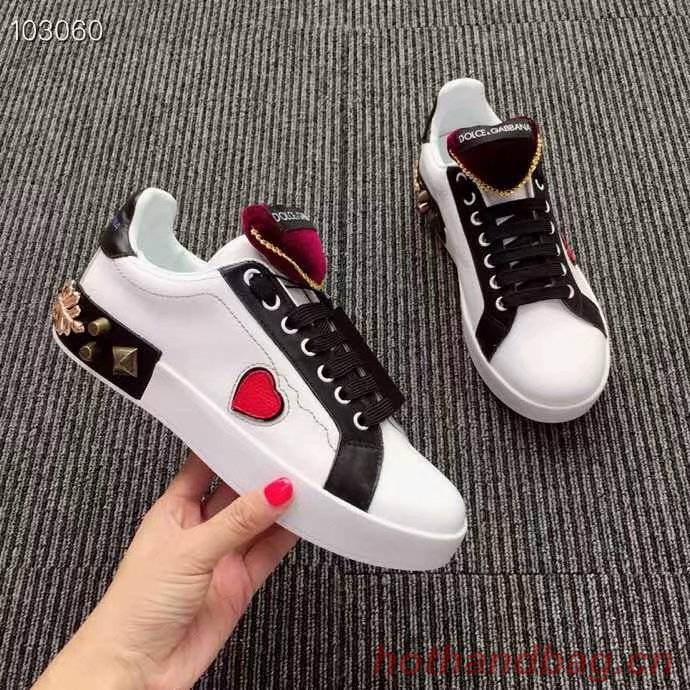 Dolce & Gabbana Heart Shoes DG434FDC-2