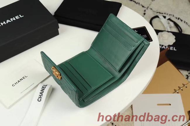 Chanel Calfskin Leather & Gold-Tone Metal A80734 green