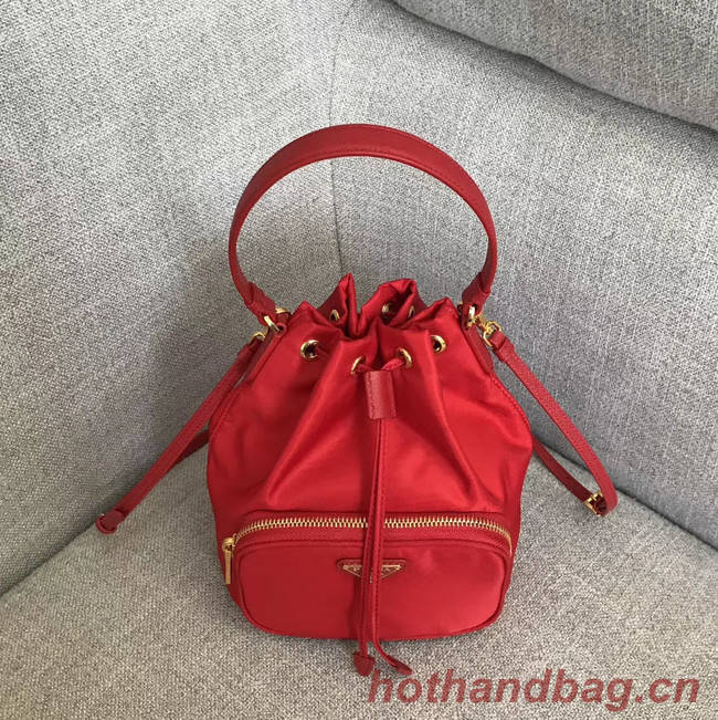 Prada Re-Edition nylon Tote bag 81166 red