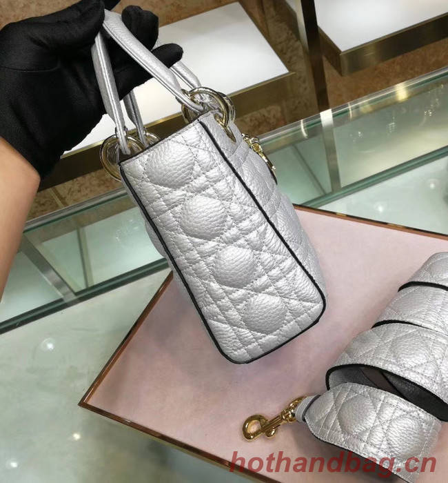 Dior LADY DIOR CALFSKIN BAG M0575 Silvery white