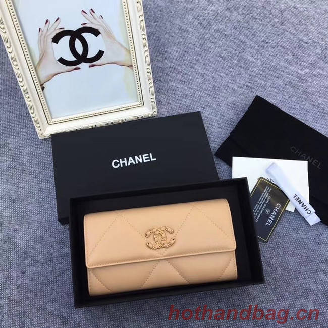Chanel sheepskin & Gold-Tone Metal Wallet AP0955 apricot