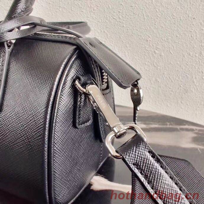 Prada Re-Edition 2005 top-handle bag 1BB846 black