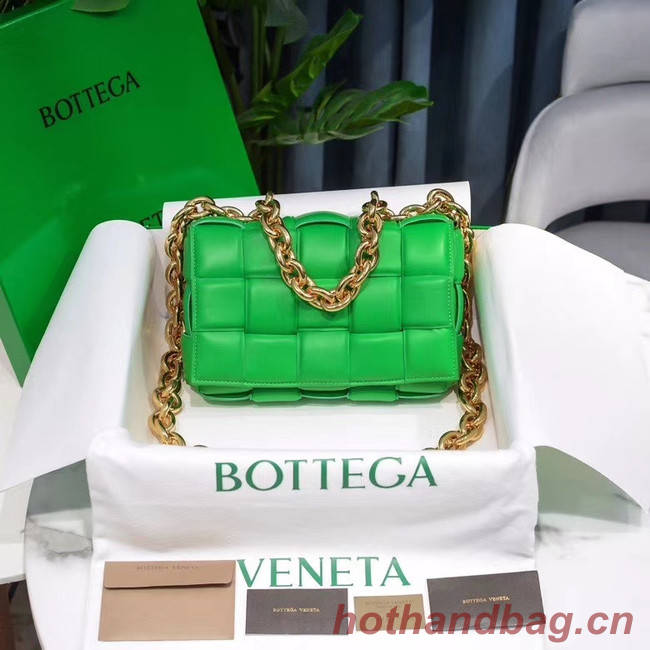 Bottega Veneta THE CHAIN CASSETTE Expedited Delivery 631421 green