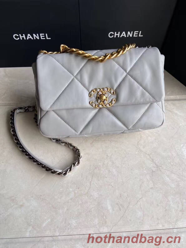 Chanel 19 flap bag AS1160 grey