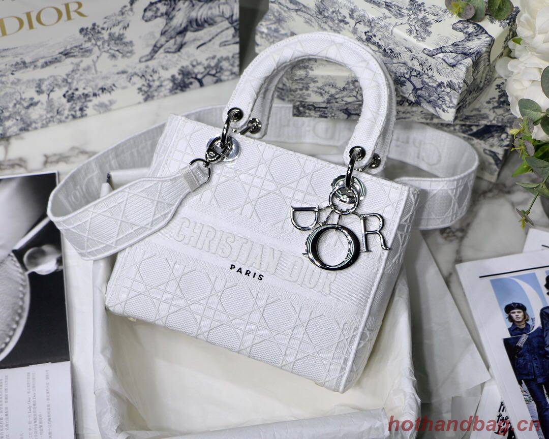 DIOR MEDIUM LADY D-LITE BAG Denim White Cannage Embroidery M0565OREY
