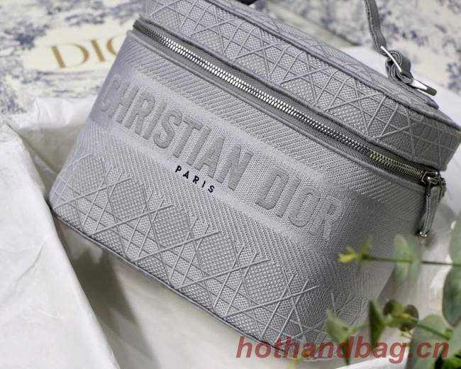 Dior Oblique Embroidered DIORTRAVEL VANITY CASE S5480  grey