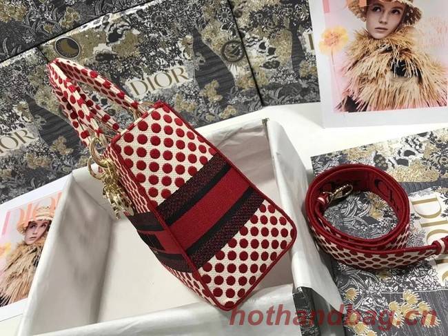 MEDIUM LADY D-LITE DIORAMOUR BAG Red Dior Dots Embroidery M0565OBB