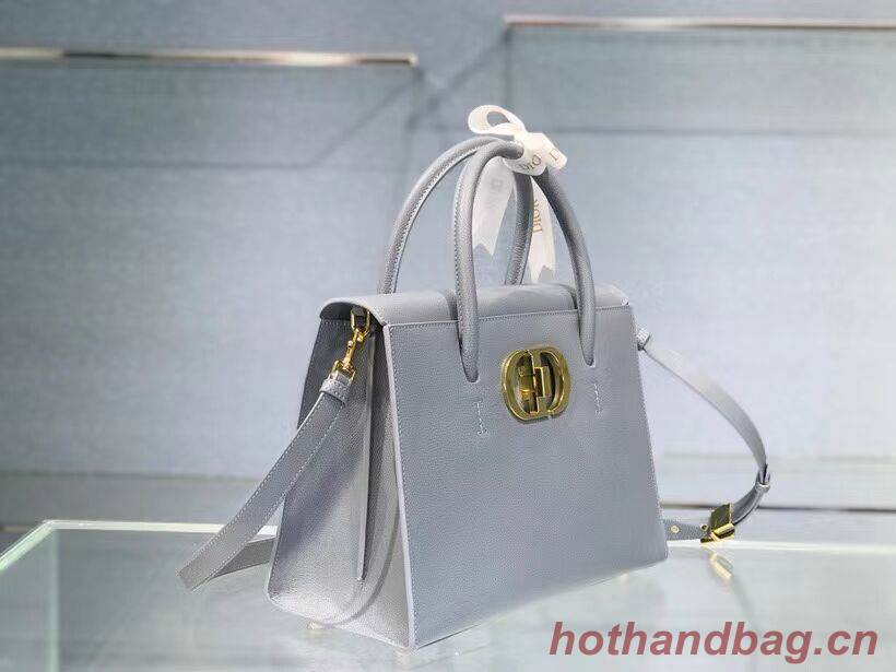 DIOR LARGE ST HONORE TOTE Grained Calfskin M9306UBAE sky blue