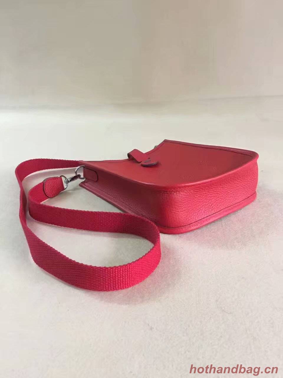 Hermes Evelyne original togo leather mini Shoulder Bag H15698 red