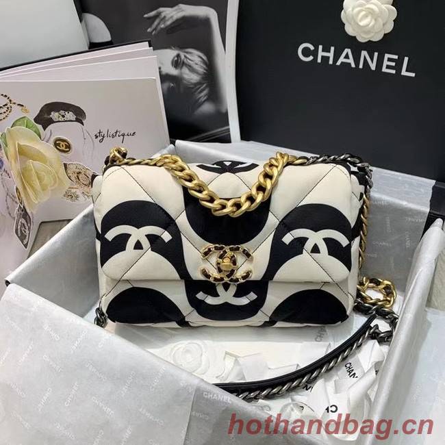 chanel 19 flap bag AS1160 black&white