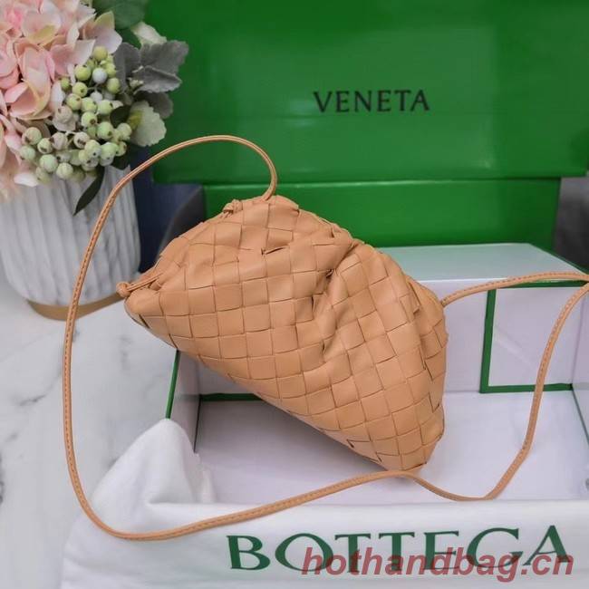 Bottega Veneta MINI POUCH 585852 Almond