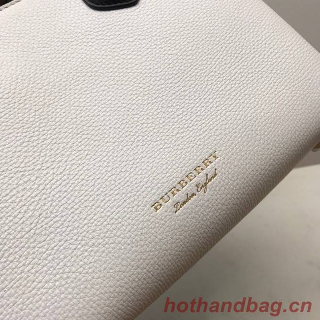 BurBerry Leather Shoulder Bag 40237 white