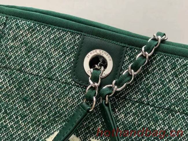 Chanel Shopping bag MM A67001 green
