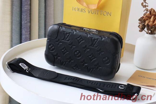 Louis Vuitton HORIZON CLUTCH M20439 black