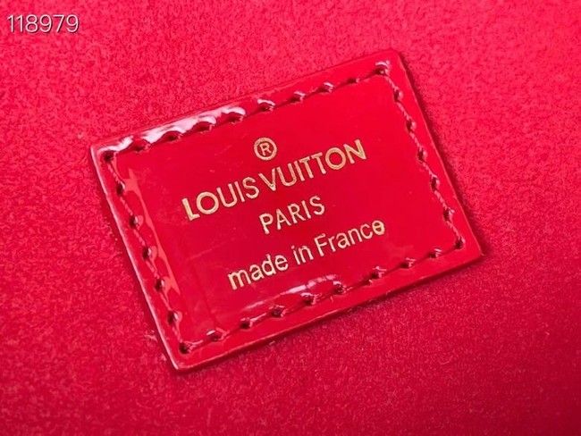 Louis Vuitton Monogram Vernis COUSSIN MM M57783 black 
