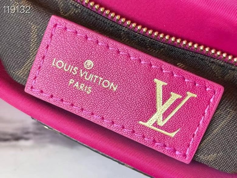 Louis Vuitton MAXI MULTI POCHETTE ACCESSOIRES M58980 Fuchsia