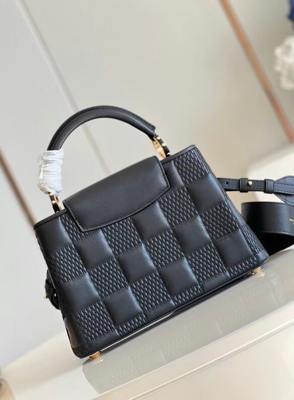 Louis Vuitton CAPUCINES PM M48864 black