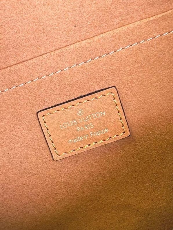 Louis Vuitton ONTHEGO MM M45039 brown