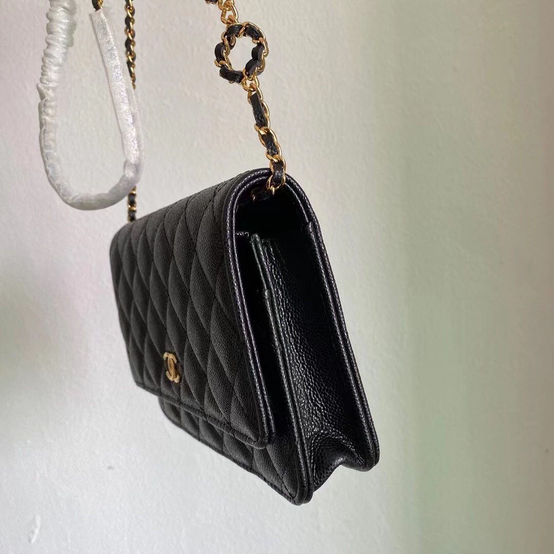 Chanel WOC Original Caviar Leather Flap cross-body bag CC33814 black& Gold chain