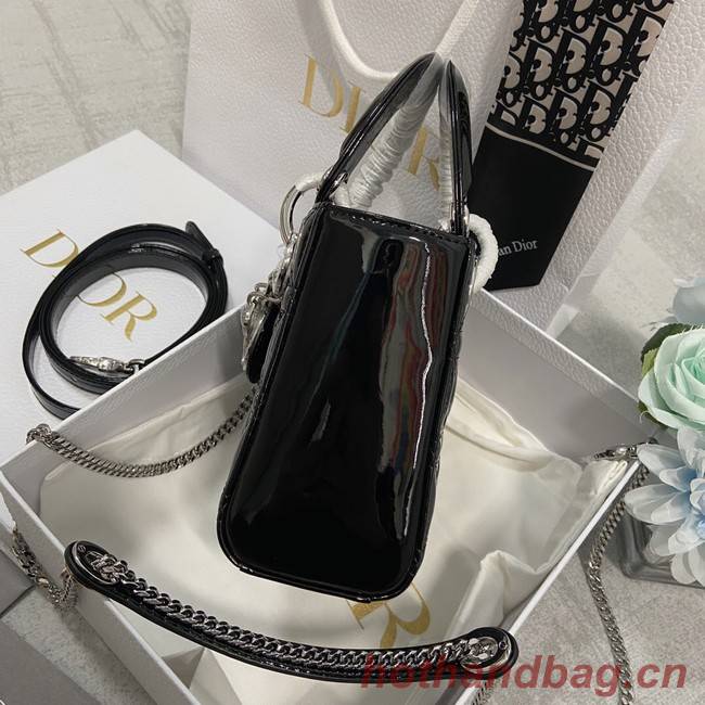 MINI LADY DIOR BAG Patent Cannage Calfskin M0566OW black&silver