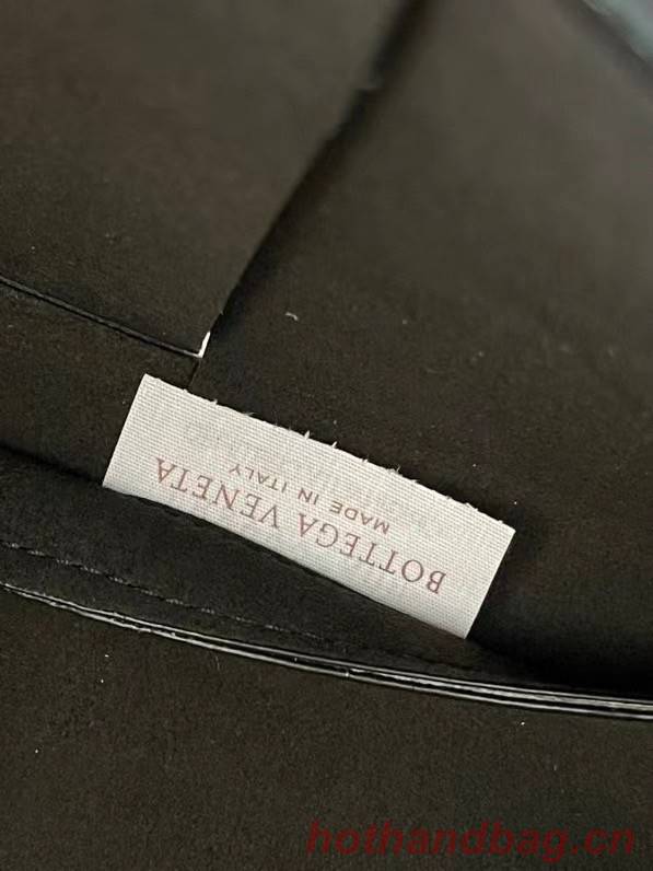 Bottega Veneta ARCO TOTE Small intrecciato grained leather tote bag 652867 black