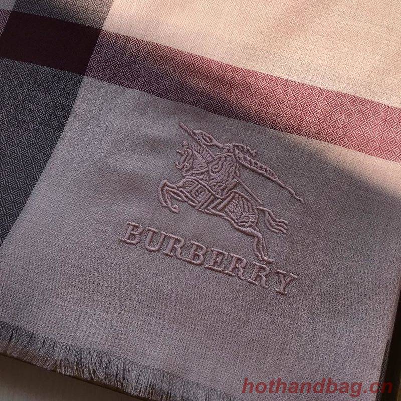 Burberry Scarf B00292