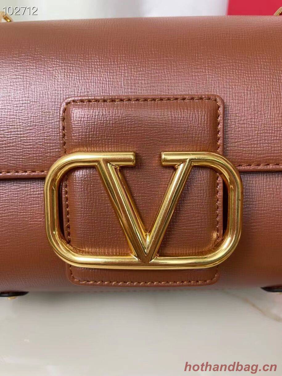 VALENTINO GARAVANI Stud Sign Grained Calfskin Shoulder Bag V0196 brown
